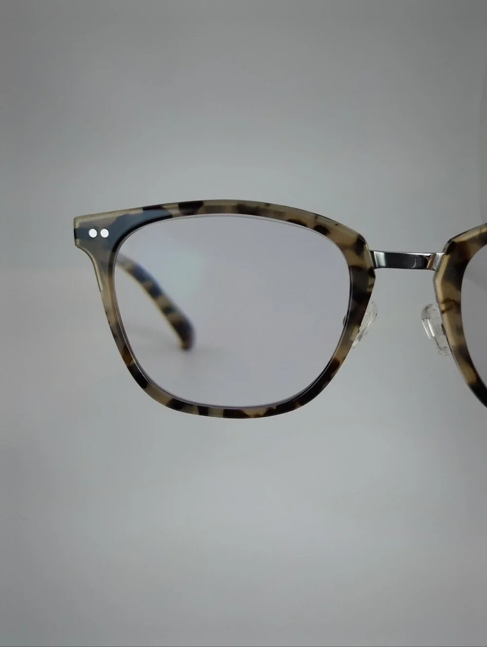 Biblio. Animal print Tortoiseshell Round Optical Glasses. Acetate.